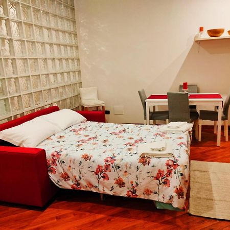 Charming Home Le Ruote Firenze Bagian luar foto